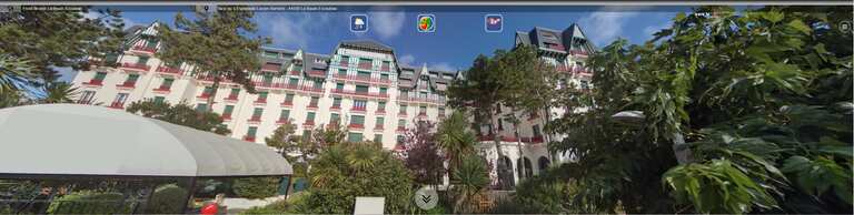 Hôtel Barrière Hermitage  Immeuble face mer à louer ou à vendre avec vue sur l'immense plage de sable fin de La Baule