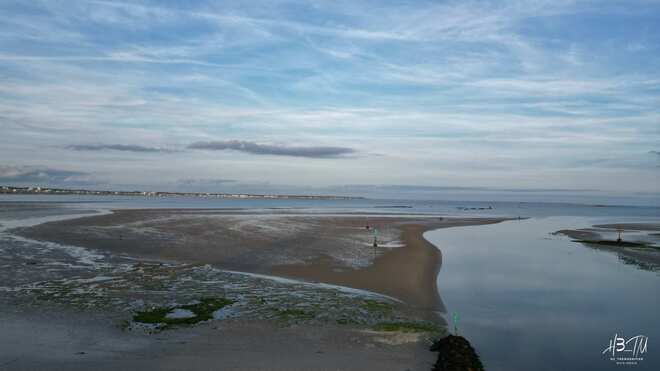 limite-chenal-port-de-la-baule-le-pouliguen-vue-depuis-plage-benoit-la-baule-360-signe-h3-the-magnifier