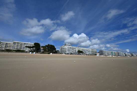 DSC_0468-B-179-B2-plage-la-baule-360-vue-33-dr-rené-dubois-la-baule-44500