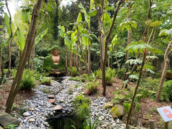 Le parc des Dryades à La Baule : un bouda en plante à la BAULE - coin ZEN au parc des Dryades